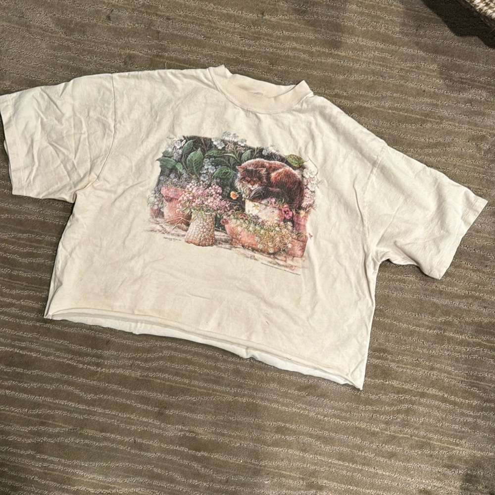 Vintage Cropped Cat Tee